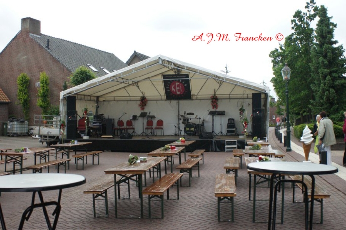 1-alles-is-voorbereid-nu-nog-publiek